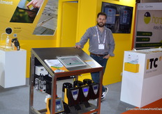 José Manuel Fernandez of ITC, metering pumps for pH adjustments and accurate fertilization.